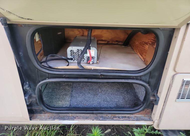 image for item OD9588 1995 American Dream Ford35 Bounder RV