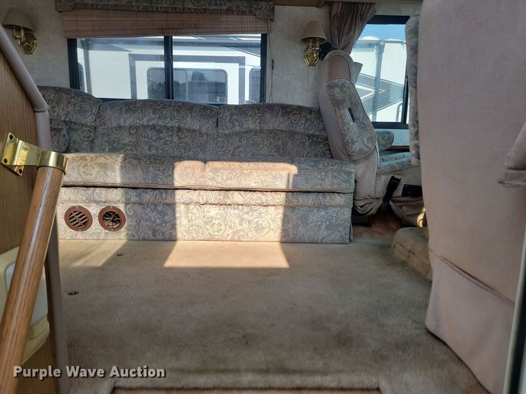 image for item OD9588 1995 American Dream Ford35 Bounder RV