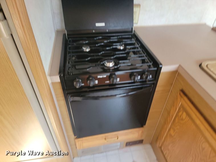 image for item OD9588 1995 American Dream Ford35 Bounder RV