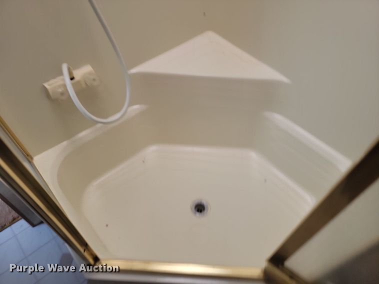 image for item OD9588 1995 American Dream Ford35 Bounder RV