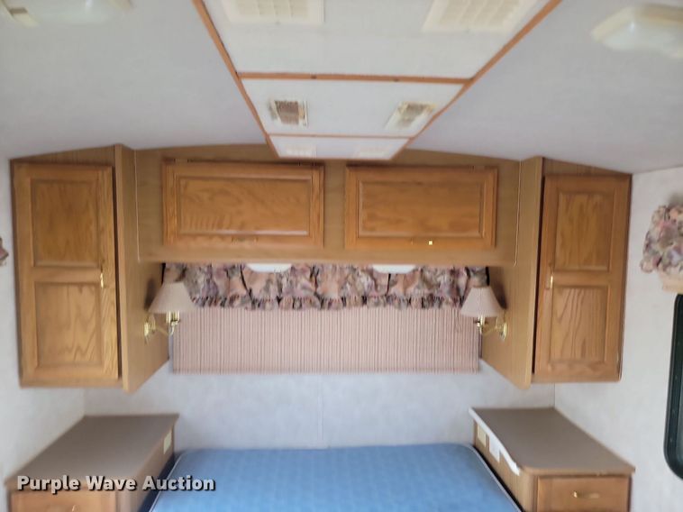 image for item OD9588 1995 American Dream Ford35 Bounder RV