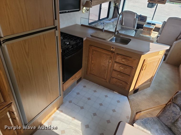 image for item OD9588 1995 American Dream Ford35 Bounder RV