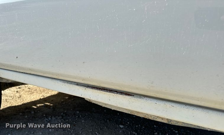 image for item OF9726 2018 Chevrolet  Silverado 3500 HD Crew Cab flatbed pickup truck