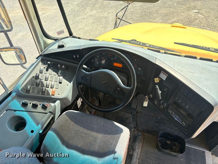 image for item OF9852 2012 International  school bus