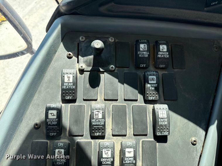 image for item OF9852 2012 International  school bus