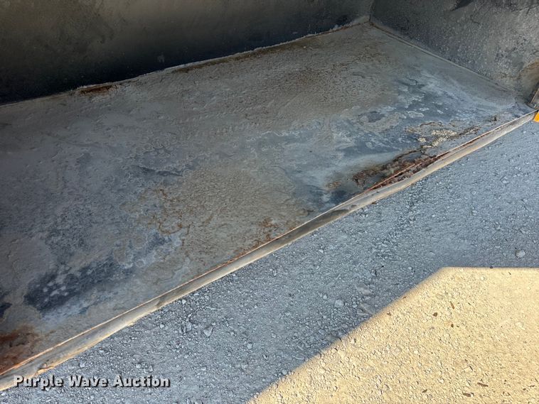 image for item OF9853 2007 Thomas Built school bus