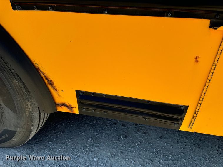 image for item OF9853 2007 Thomas Built school bus