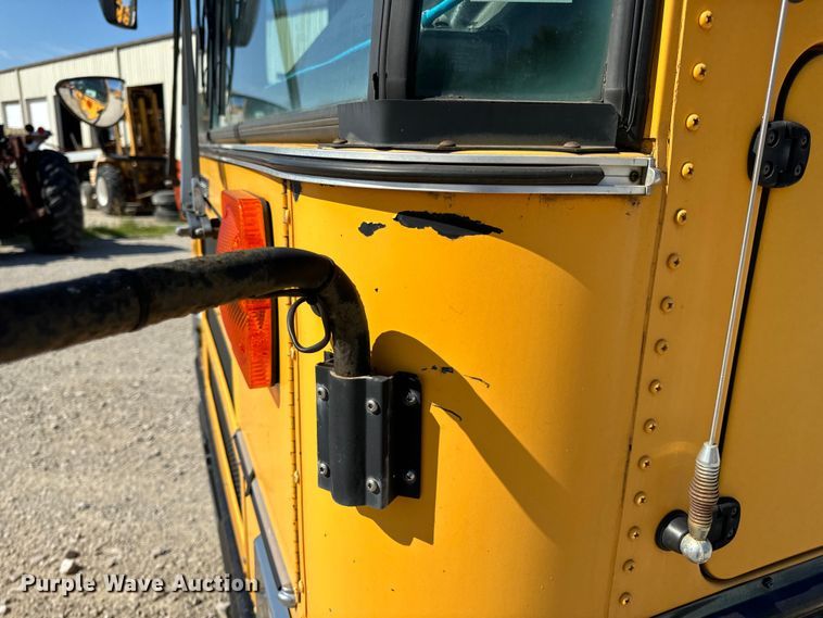 image for item OF9853 2007 Thomas Built school bus