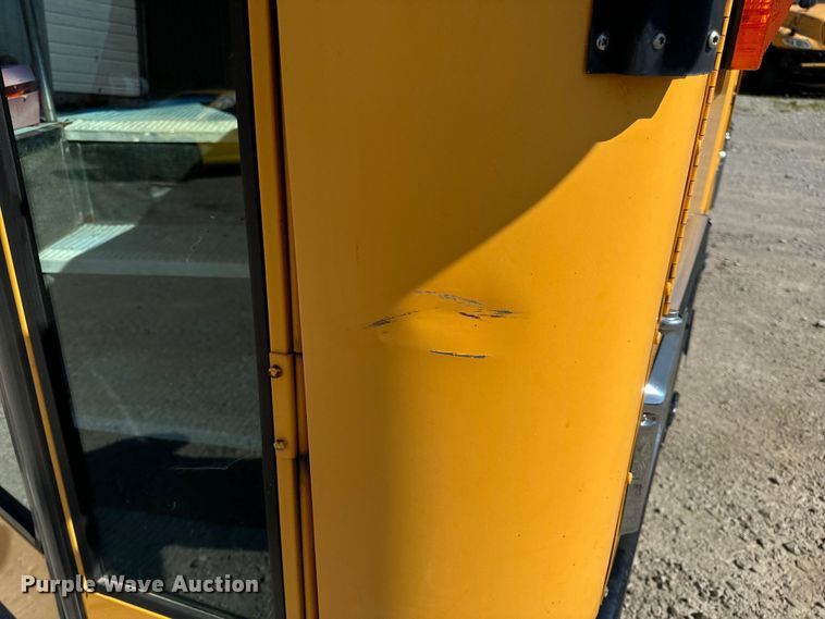 image for item OF9853 2007 Thomas Built school bus