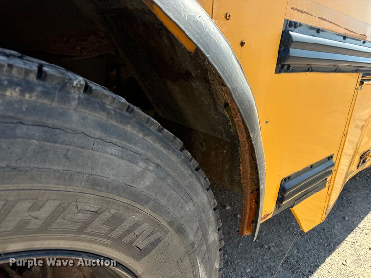 image for item OF9853 2007 Thomas Built school bus