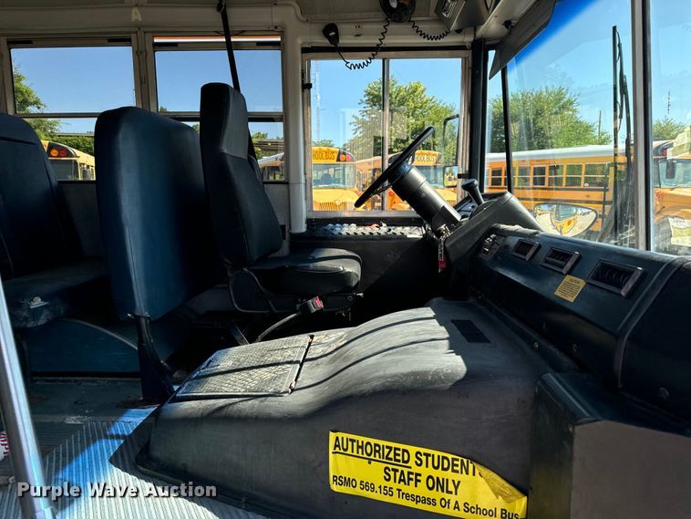 image for item OF9853 2007 Thomas Built school bus