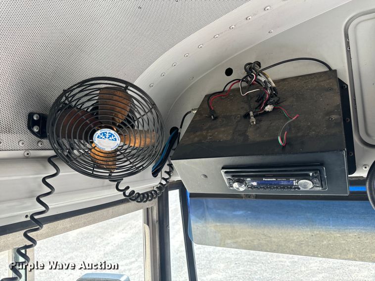 image for item OF9853 2007 Thomas Built school bus