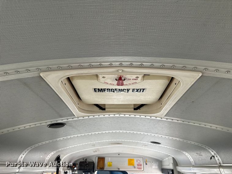 image for item OF9853 2007 Thomas Built school bus