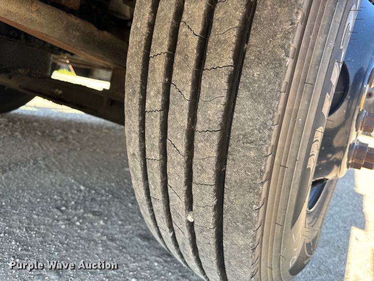 image for item OF9853 2007 Thomas Built school bus