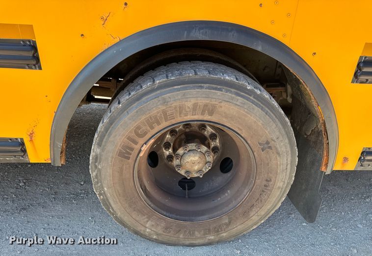 image for item OF9853 2007 Thomas Built school bus