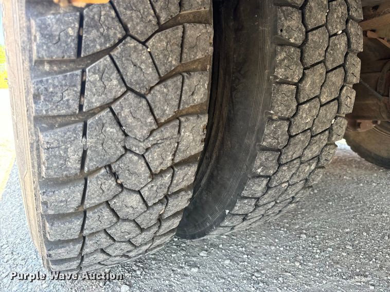 image for item OF9855 2014 IC Corporation PB10500 school bus