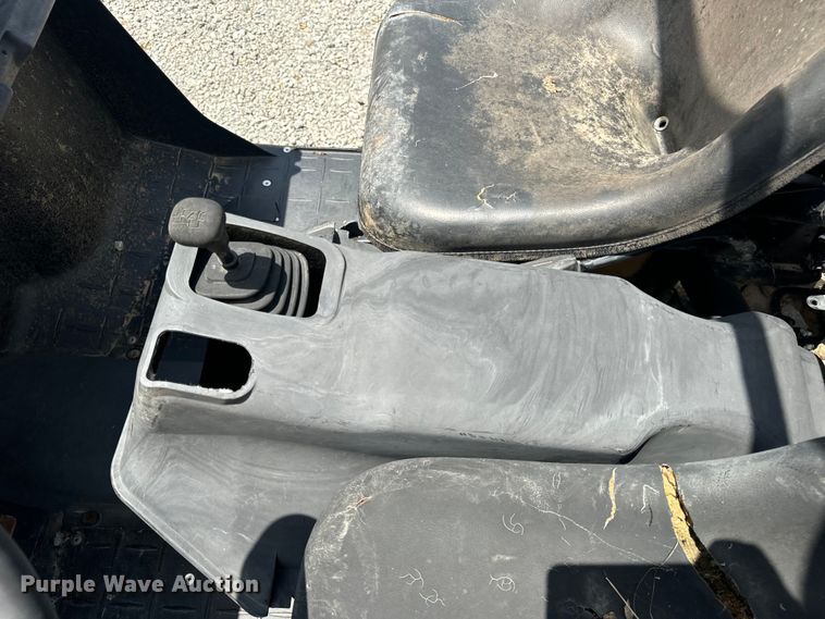 image for item OF9865 2004 Yamaha Rhino 660 utility vehicle