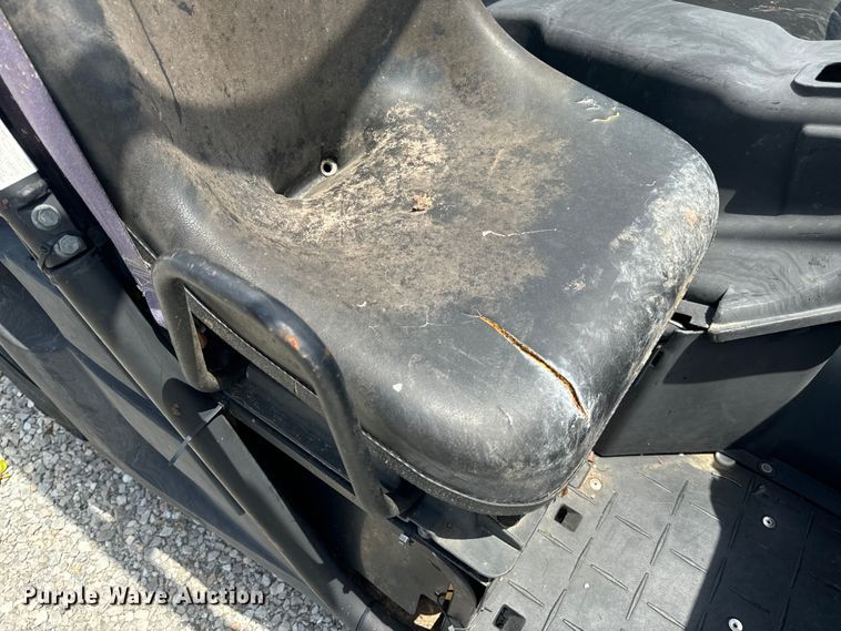 image for item OF9865 2004 Yamaha Rhino 660 utility vehicle