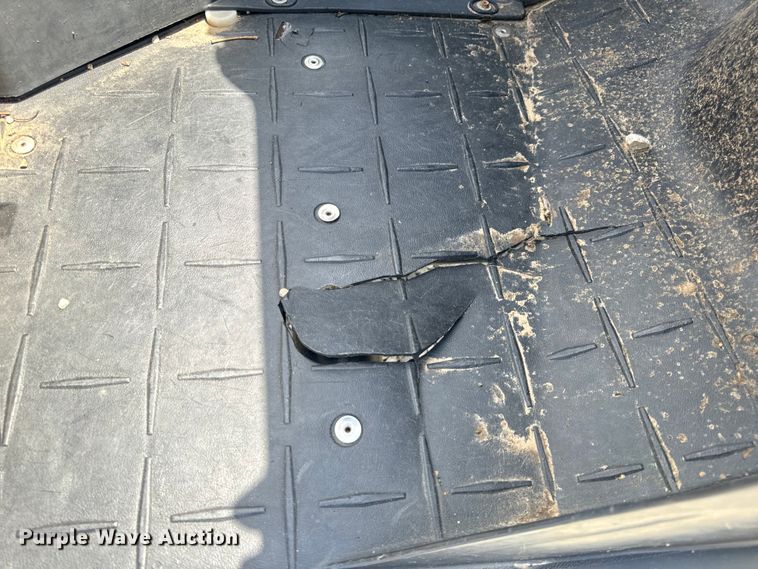 image for item OF9865 2004 Yamaha Rhino 660 utility vehicle