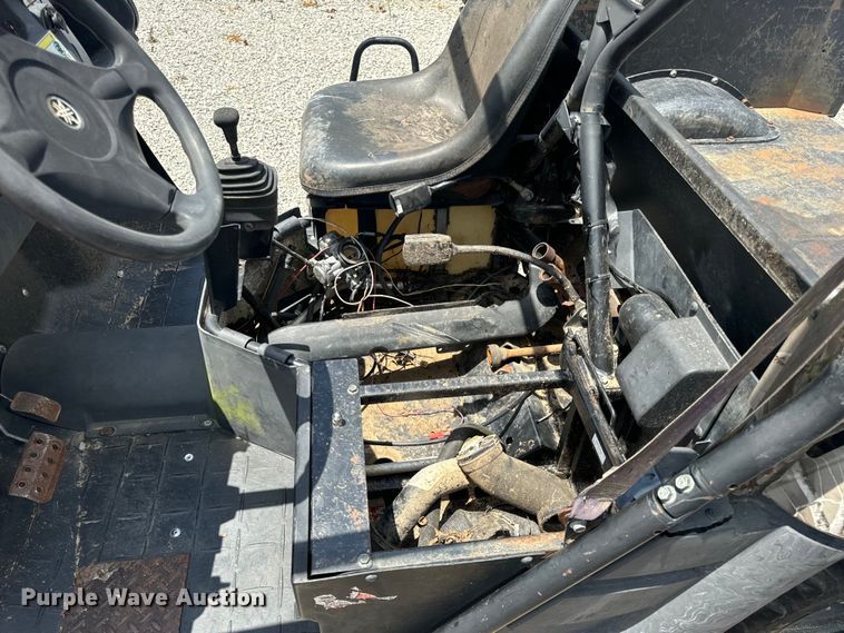 image for item OF9865 2004 Yamaha Rhino 660 utility vehicle