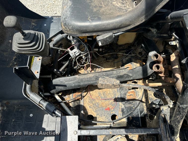 image for item OF9865 2004 Yamaha Rhino 660 utility vehicle