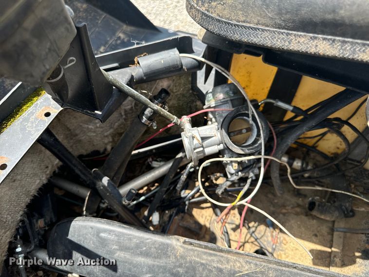 image for item OF9865 2004 Yamaha Rhino 660 utility vehicle