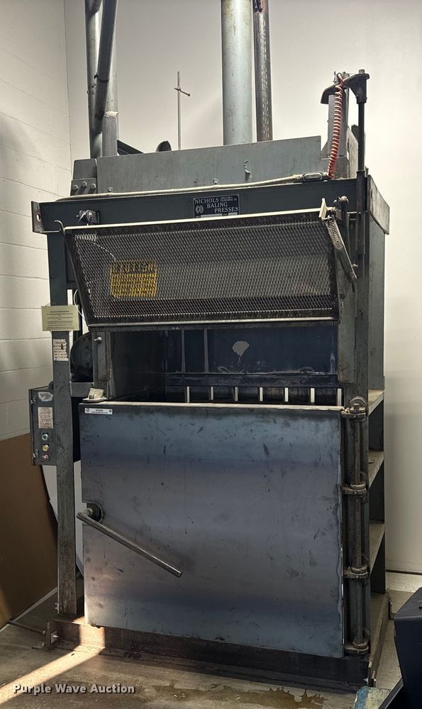 image for item OF9890 Nichols Baling Presses EA30485HDFP cardboard compactor/baler