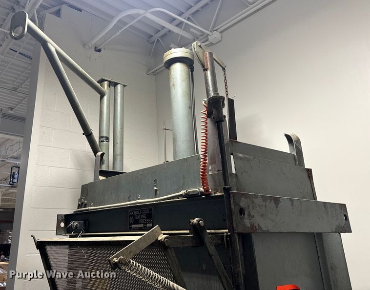 image for item OF9890 Nichols Baling Presses EA30485HDFP cardboard compactor/baler