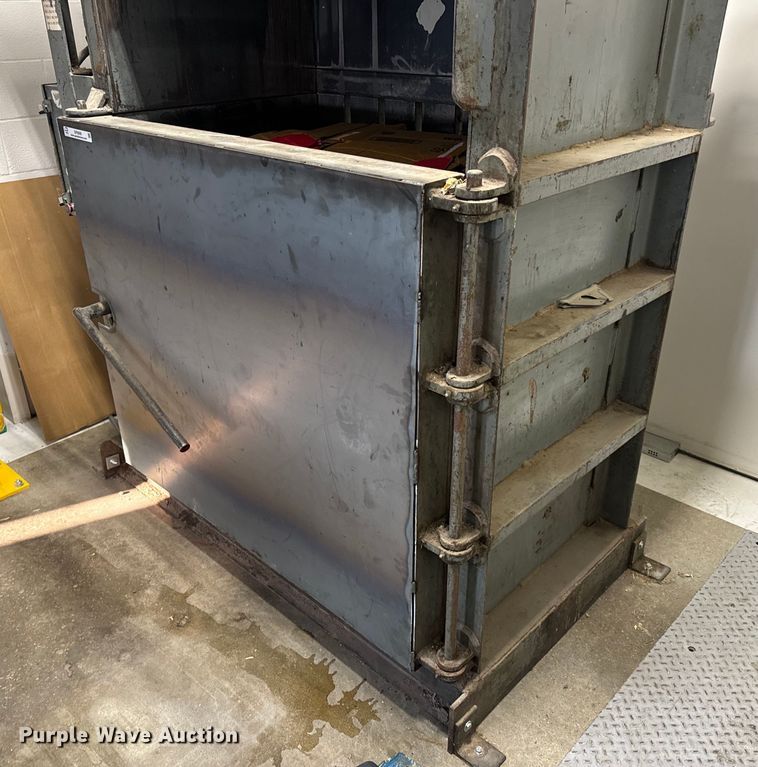 image for item OF9890 Nichols Baling Presses EA30485HDFP cardboard compactor/baler