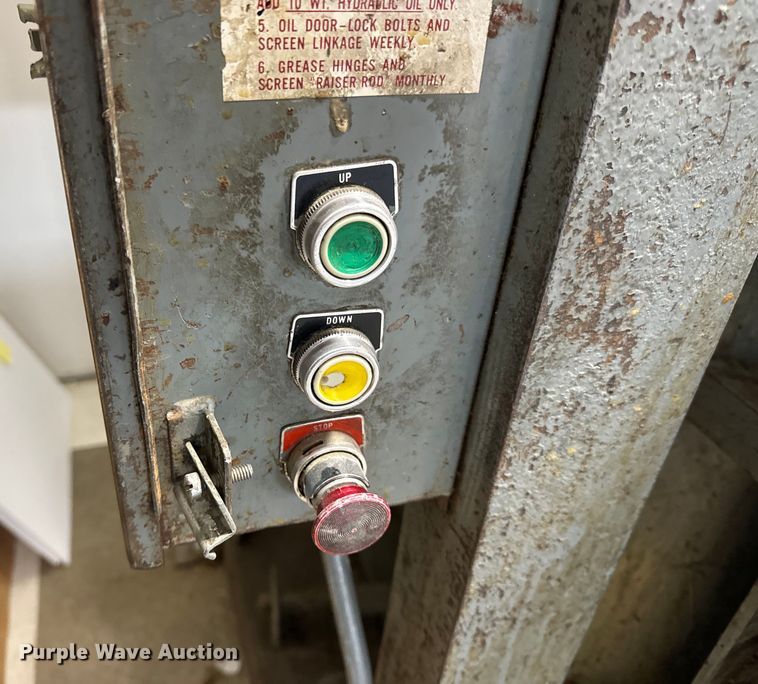 image for item OF9890 Nichols Baling Presses EA30485HDFP cardboard compactor/baler