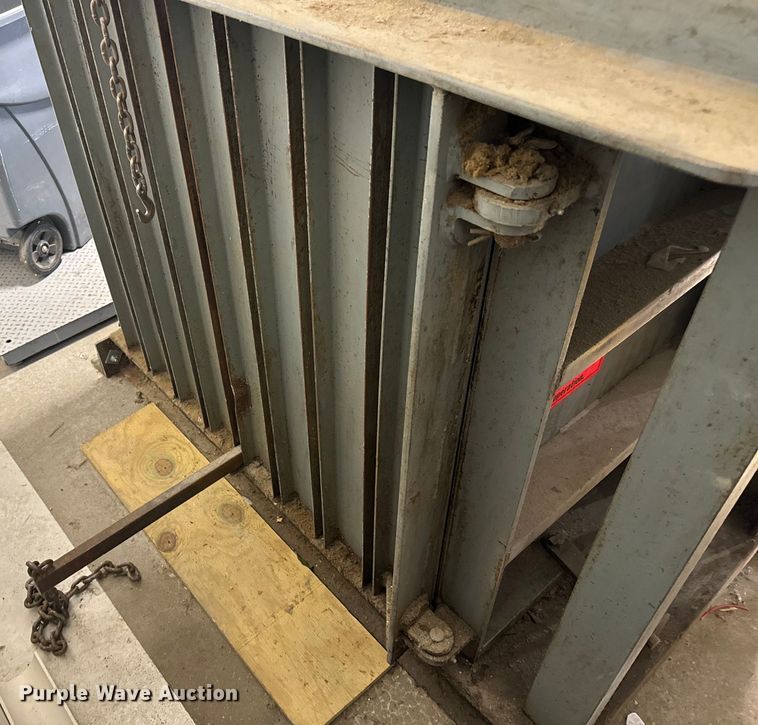 image for item OF9890 Nichols Baling Presses EA30485HDFP cardboard compactor/baler