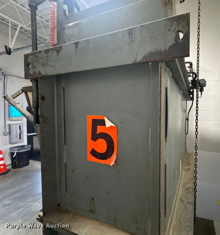 image for item OF9890 Nichols Baling Presses EA30485HDFP cardboard compactor/baler