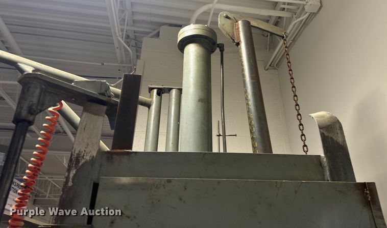 image for item OF9890 Nichols Baling Presses EA30485HDFP cardboard compactor/baler