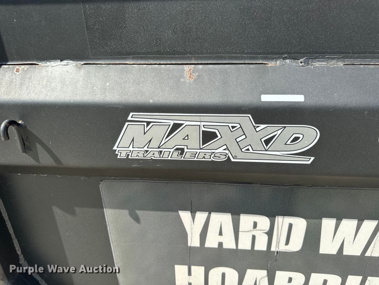 image for item OF9912 MaxxD Trailers roll-off dumpster