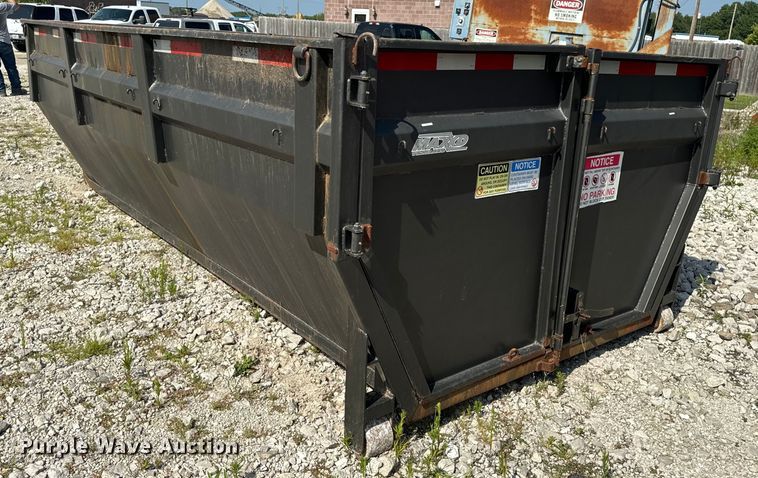 image for item OF9913 MaxxD Trailers roll-off dumpster