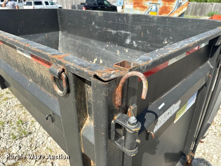 image for item OF9913 MaxxD Trailers roll-off dumpster