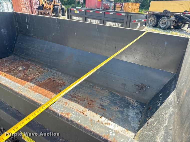 image for item OF9913 MaxxD Trailers roll-off dumpster