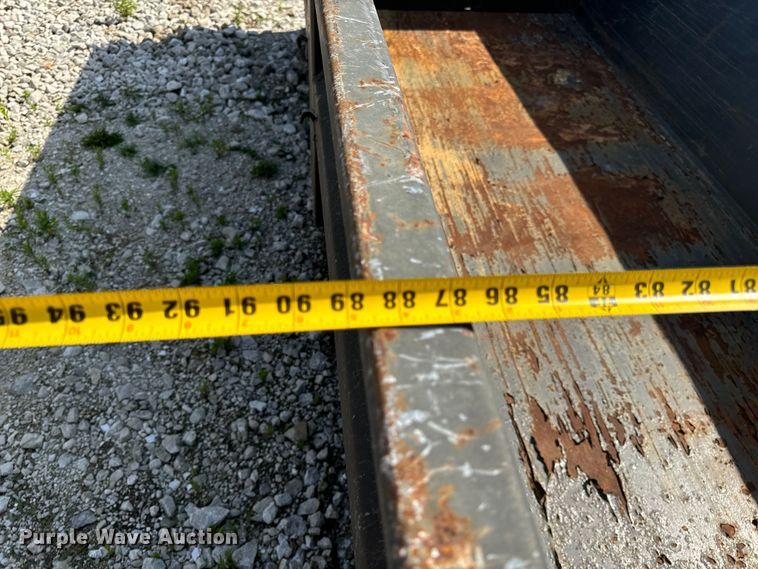 image for item OF9913 MaxxD Trailers roll-off dumpster