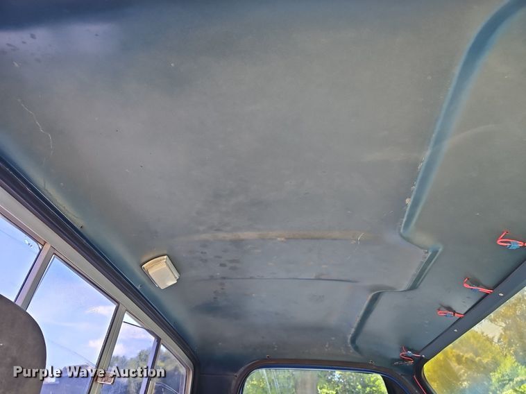 image for item OJ9762 1985 Chevrolet  K10 pickup truck