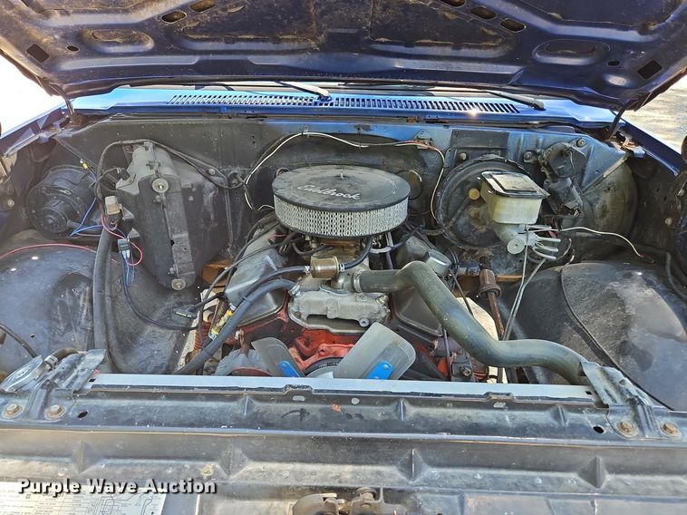 image for item OJ9762 1985 Chevrolet  K10 pickup truck