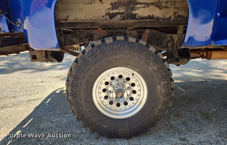 image for item OJ9762 1985 Chevrolet  K10 pickup truck