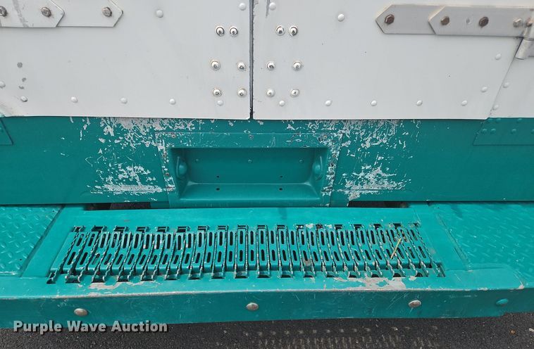 image for item OJ9783 2012 Workhorse  W62 delivery truck