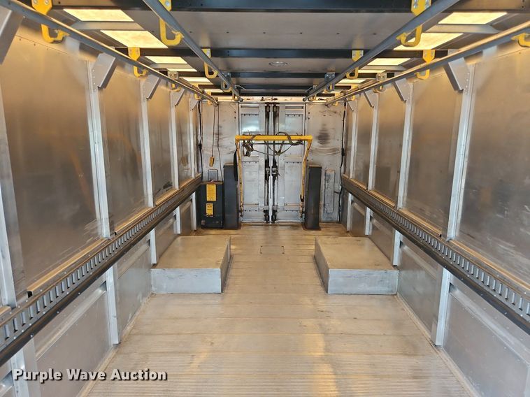 image for item OJ9783 2012 Workhorse  W62 delivery truck