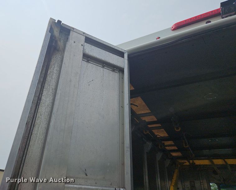 image for item OJ9783 2012 Workhorse  W62 delivery truck