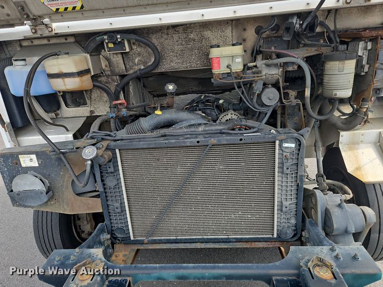 image for item OJ9783 2012 Workhorse  W62 delivery truck