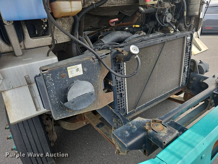 image for item OJ9783 2012 Workhorse  W62 delivery truck