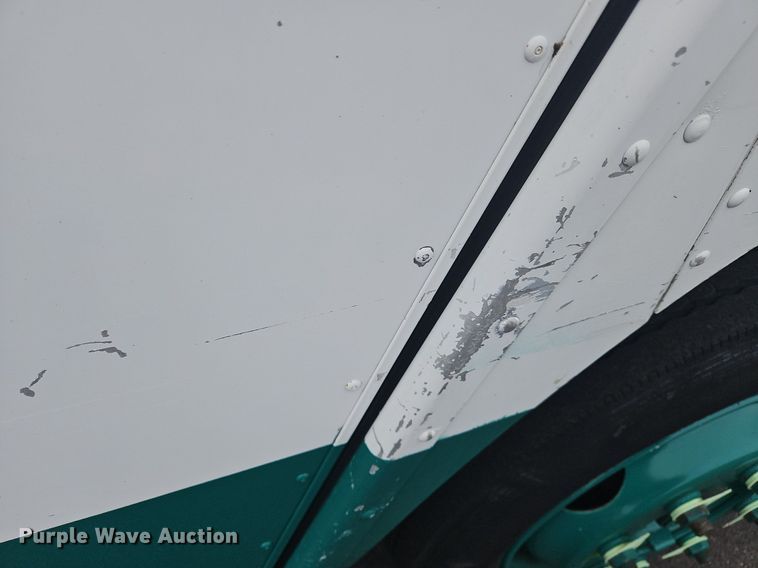 image for item OJ9784 2012 Workhorse W62 delivery truck