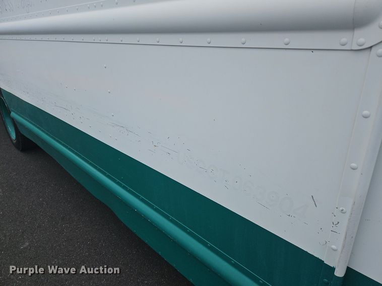 image for item OJ9784 2012 Workhorse W62 delivery truck