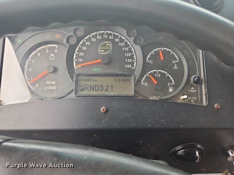 image for item OJ9784 2012 Workhorse W62 delivery truck