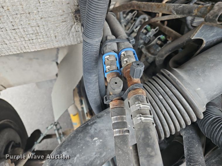 image for item OJ9784 2012 Workhorse W62 delivery truck